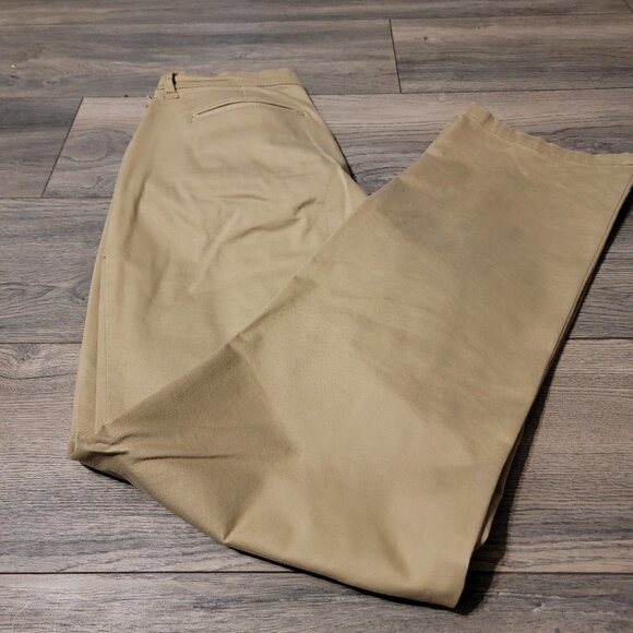 Lee Relaxed Fit Khaki Pants.  Size 10 long - Picture 2 of 6